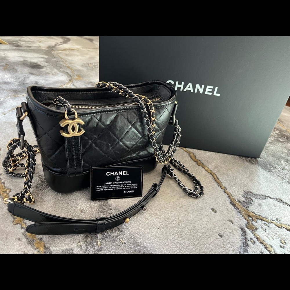 Chanel Grabrielle crossbody small in black